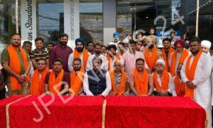 Read more about the article ਕੇਂਦਰੀ ਹਲਕੇ ਦੇ ਵਿਧਾਇਕ ਰਮਨ ਅਰੋੜਾ ਨੇ ਅਕਾਲੀ ਦਲ ਨੂੰ ਦਿੱਤਾ ਕਰਾਰਾ ਝਟਕਾ