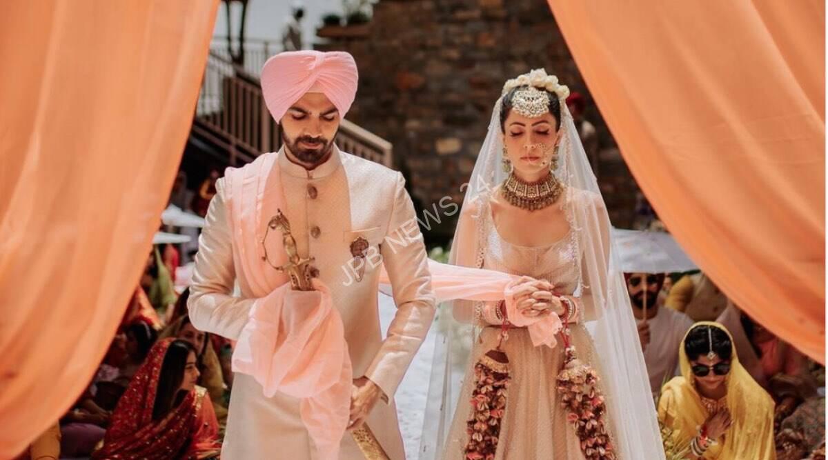 Read more about the article ਕਰਨ ਗਰੋਵਰ ਨੇ ਪੋਪੀ ਜੱਬਲ ਨਾਲ ਕੀਤਾ ਵਿਆਹ, ਸ਼ੇਅਰ ਕੀਤੀ ਵਿਆਹ ਦੀ ਫੋਟੋ: ‘ਆਖਿਰਕਾਰ ਅਸੀਂ ਇਹ ਕਰ ਲਿਆ’