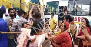 Read more about the article ਮੁੱਖ ਮੰਤਰੀ ਨਿਵਾਸ ਦੇ ਬਾਹਰ ਪੁਲਿਸ ਤੇ ਅਧਿਆਪਕਾਂ ਵਿਚਾਲੇ ਝੜਪ, ਕਈ ਜ਼ਖਮੀ, ASI ਜ਼ਖਮੀ, ਮਾਹੌਲ ਤਣਾਅਪੂਰਨ