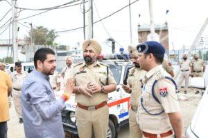 Read more about the article ਪੁਲਿਸ  ਵਲੋਂ ਗੈਂਗਸਟਰਾਂ ਅਤੇ ਨਸ਼ਿਆਂ ਖਿਲਾਫ ਚਲਾਈ ਵਿਸ਼ੇਸ਼ ਮੁਹਿੰਮ,ਕਈ ਥਾਵਾਂ ਤੇ ਕੀਤੀ ਛਾਪੇਮਾਰੀ