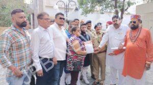 Read more about the article ਥਾਣਾ-4 ਦੇ SHO ਵੱਲੋਂ ਸ਼ਿਵ ਸੈਨਾ ਟਕਸਾਲੀ ਦੇ ਪੰਜਾਬ ਚੇਅਰਮੈਨ ਨਾਲ ਬਦਸਲੂਕੀ ਲਈ 30 ਅਗਸਤ ਤੱਕ ਲਾਈਨ ਵਿੱਚ ਹਾਜ਼ਰ ਹੋਣ ਦਾ ਅਲਟੀਮੇਟਮ