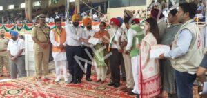 Read more about the article ਅਜ਼ਾਦੀ ਦੇ ਦਿਹਾੜੇ ਮੌਕੇ ਆਖਰੀ ਉਮੀਦ NGO ਨੂੰ ਕੀਤਾ ਗਿਆ ਸਨਮਾਨਿਤ