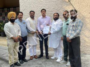 Read more about the article पंजाब वाल्मीकि वेलफेयर कमेटी और भारतीय वाल्मीकि धर्म समाज ने डिजिटल मीडिया को दिया शोभायात्रा में शामिल होने का निमंत्रण