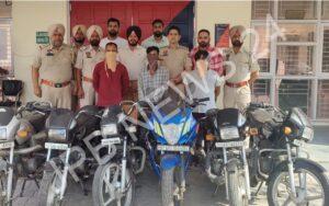 Read more about the article ਥਾਣਾ ਭਾਰਗੋ ਕੈਂਪ ਦੀ ਪੁਲਿਸ ਵਲੋਂ 3 ਮੋਟਰਸਾਈਕਲ ਚੋਰ ਕਾਬੂ, 6 ਚੋਰੀ ਸ਼ੁਦਾ ਮੋਟਰਸਾਈਕਲ ਬ੍ਰਾਮਦ
