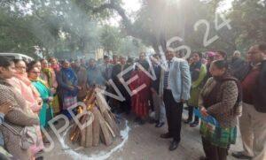 Read more about the article ਲੋਹੜੀ ਦੇ ਸ਼ੁਭ ਮੌਕੇ ਸਿਵਲ ਸਰਜਨ ਵੱਲੋਂ ਧੀਆਂ ਦੀ ਲੋਹੜੀ ਮਨਾਈ ਗਈ