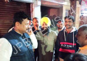 Read more about the article लोगों की समस्यओं का हल करवाना मेरा मौलिक कर्तव्य :- विधायक रमन अरोड़ा