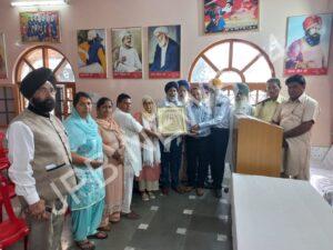 Read more about the article ਪ੍ਰਵਾਸੀ ਖਟਕੜ ਪਰਿਵਾਰ ਦਾ ਸਿਹਤ, ਸਿੱਖਿਆ ਅਤੇ ਸਮਾਜਿਕ ਖੇਤਰ ਵਿਚ ਯੋਗਦਾਨ ਅਹਿਮ – ਨਰਿੰਦਰ ਬੰਗਾ