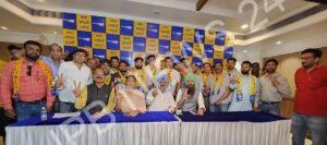 Read more about the article आप नेता मोहिंदर भगत के प्रयासों से भाजपा के 40 पदाधिकारी और कार्यकर्ता आम आदमी पार्टी में शामिल