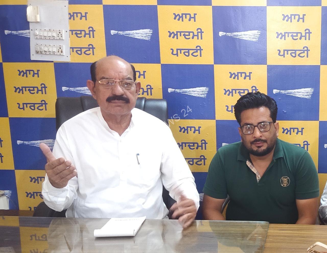 Read more about the article भगवंत मान सरकार ने असंवैधानिक काम करने वालों पर कसा शिकंजा : मोहिंदर भगत – Bhagwant mann government has clamped down on those doing unconstitutional work: mohinder bhagat