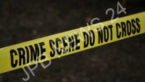 Read more about the article उत्तर प्रदेश में अवैध संबंध के शक में एक व्यक्ति ने अपने बच्चों के सामने अपनी पत्नी की गला घोंटकर हत्या कर दी। Suspecting an illicit relationship in uttar pradesh, a man strangled his wife to death in front of their children.