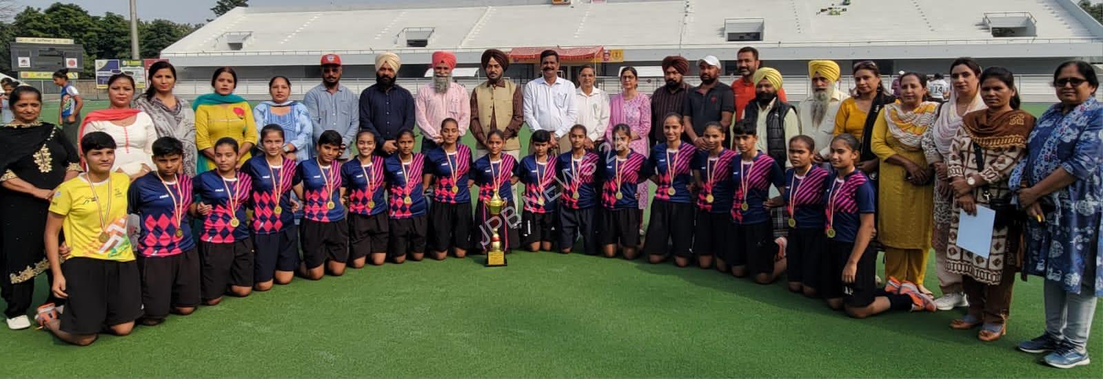 Read more about the article 67ਵੀਆਂ ਅੰਤਰ -ਜਿੱਲ੍ਹਾ ਹਾਕੀ ਟੂਰਨਾਮੈਂਟ ਯਾਦਗਾਰੀ ਹੋ ਨਿੱਬੜਿਆ