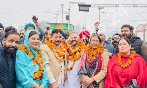 Read more about the article ਵੰਦੇ ਭਾਰਤ ਐਕਸਪ੍ਰੈਸ ਦੇ ਰੁਕਣ ਨਾਲ ਜਲੰਧਰ ਹੀ ਨਹੀਂ ਸਗੋਂ ਦੋਆਬਾ ਖੇਤਰ ਨੂੰ ਵੀ ਮਿਲੇਗਾ ਵੱਡਾ ਫਾਇਦਾ – ਸੰਸਦ ਮੈਂਬਰ ਸੁਸ਼ੀਲ ਕੁਮਾਰ ਰਿੰਕੂ