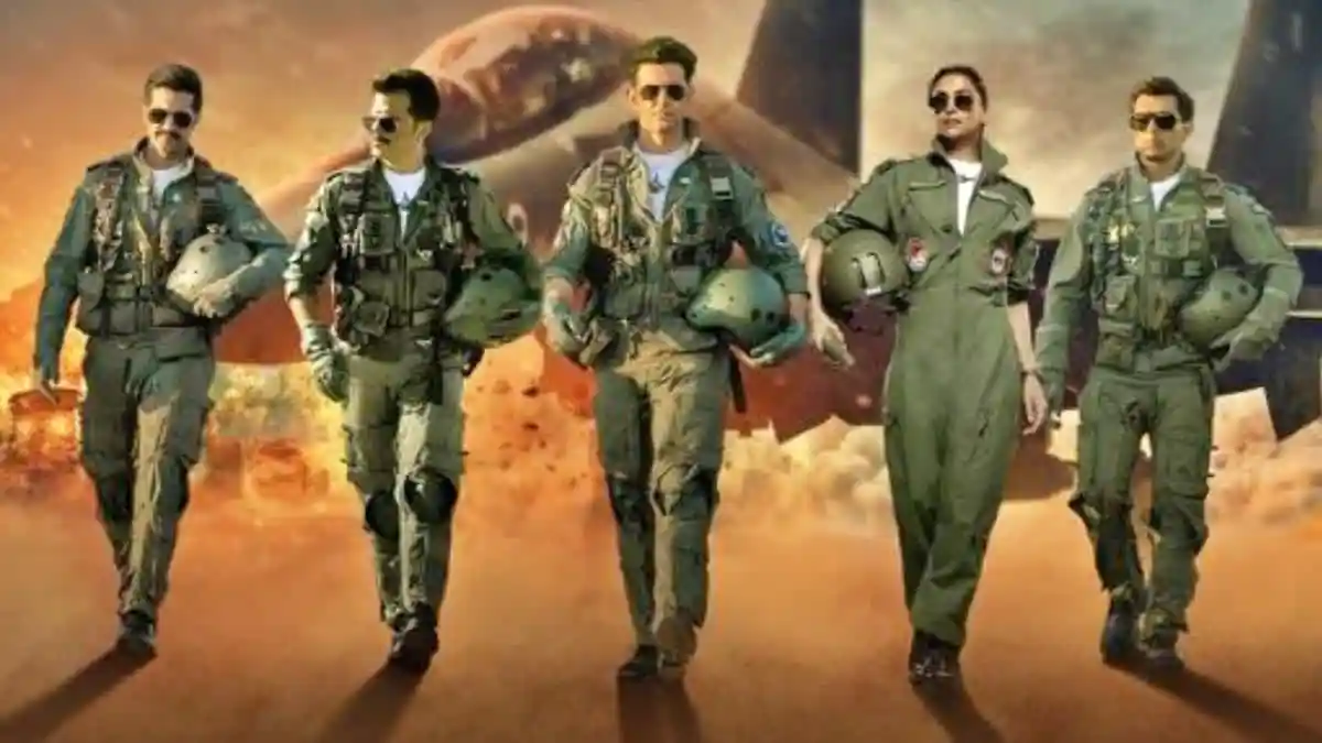 Read more about the article ऋतिक रोशन और दीपिका पादुकोण की फिल्म फाइटर ने 18 दिनों में वर्ल्डवाइड बॉक्स ऑफिस कलेक्शन में 337 करोड़ रुपये की कमाई की – Hrithik roshan and deepika padukone film fighter earned rs 337 crore in worldwide box office collection in 18 days