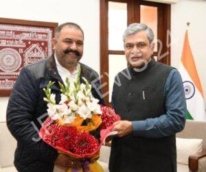 Read more about the article ਰਿੰਕੂ ਨੇ ਜਲੰਧਰ ਵਿੱਚ ਵੰਦੇ ਭਾਰਤ ਐਕਸਪ੍ਰੈਸ ਨੂੰ ਰੁਕਣ ਲਈ ਕੇਂਦਰੀ ਰੇਲ ਮੰਤਰੀ ਦਾ ਧੰਨਵਾਦ ਕੀਤਾ।