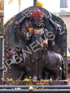 Read more about the article शनिवार के दिन करें पीपल का ये उपाय, शनिदेव के साथ-साथ लक्ष्मी नारायण भी बरसाएंगे कृपा – Do this remedy of peepal on saturday, along with shanidev, Lakshmi narayan will also shower blessings