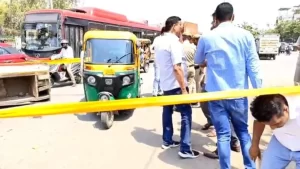 Read more about the article दिल्ली के मीत नगर फ्लाईओवर पर फायरिंग में ASI की मौत, हमलावर ने की आत्महत्या – ASI killed in firing on delhi’s meet nagar flyover, Attacker commits suicide