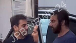 Read more about the article फायरिंग की घटना के बाद अरबाज खान और सोहेल खान सलमान खान के घर पहुंचे – Arbaaz khan and sohail khan reached salman khan house after the firing incident