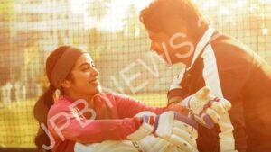 Read more about the article राजकुमार और जान्हवी की क्रिकेट-प्रेम कहानी मिस्टर एंड मिसेज माही का रोमांटिक ट्रैक ‘अगर हो तुम’ रिलीज़ – Rajkumar and janhvi’s cricket-love story mr. and mrs. mahi romantic track ‘Agar ho tum’ released