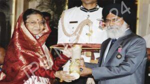 Read more about the article प्रसिद्ध कवि सुरजीत पातर का हार्ट अटैक से हुआ निधन – Famous poet surjit patar dies of heart attack