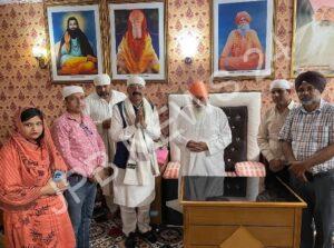 Read more about the article हलका जालंधर वेस्ट के इंचार्ज लगने पर डेरा सचखंड बल्लां में मोहिंदर भगत हुए नतमस्तक – Mohinder bhagat bowed down in dera sachkhand ballan after being put in charge of halka jalandhar west