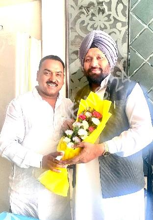 कैबिनेट मंत्री स.बलकार सिंह से आप नेता प्रदीप खुल्लर ने लिया आशीर्वाद - AAP leader pradeep khullar took blessings from cabinet minister s.balkar singh