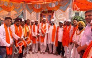 Read more about the article पूर्व कैबिनेट मंत्री भगत चुनी लाल के ग्रह पर प्रभातफेरी का पुष्पवर्षा कर परिवार ने किया स्वागत – Former cabinet minister bhagat chuni lal’s family welcomed him by showering flowers on the planet prabhat pheri