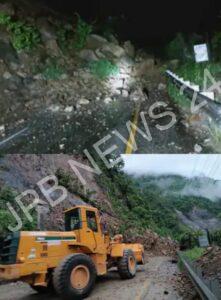 Read more about the article यात्रियों से भरी 2 बसें नदी में गिरीं,हादसे में 63 लोग लापता – 2 buses full of passengers fell into the river, 63 people missing in the accident