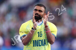 Read more about the article पीआर श्रीजेश आधुनिक भारतीय हॉकी के भगवान का सम्मान, 16 नंबर की जर्सी रिटायर – PR sreejesh honored as god of modern indian hockey, retires jersey number 16