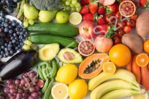 Read more about the article सर्दी से बचने के लिए इन ज़रूरी खाद्य पदार्थों का सेवन करके अपनी रोग प्रतिरोधक क्षमता को बढ़ाएँ – Boost your immunity by consuming these essential foods to avoid cold