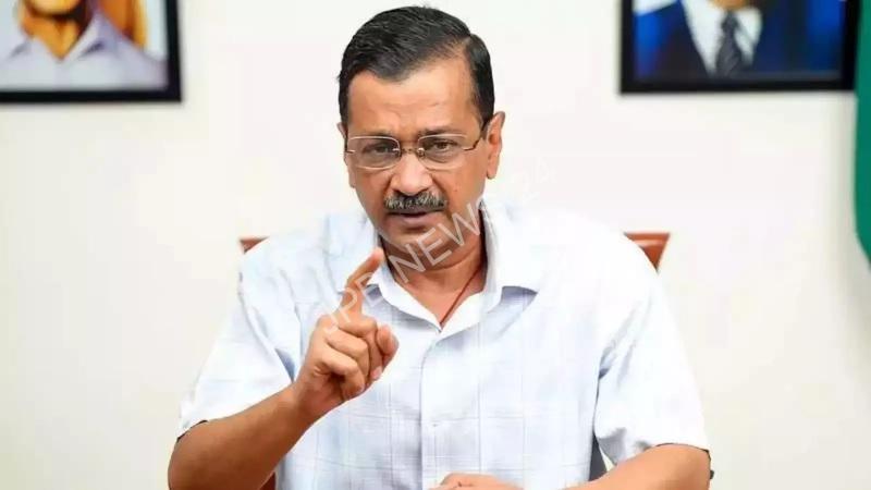 दिल्ली के स्कूलों को बम से उड़ाने की धमकी पर आप ने केंद्र की आलोचना की, अमित शाह से सवाल किए - AAP criticises centre over bomb threat to delhi schools, questions amit shah