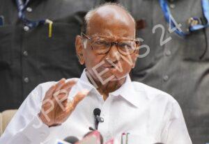 Read more about the article शरद पवार ने बीड और परभणी की घटनाओं पर मुख्यमंत्री फडणवीस से त्वरित कार्रवाई की मांग की – Sharad pawar demands immediate action from chief minister fadnavis on the incident of beed and parbhani