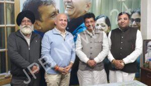 Read more about the article विधायक रमन अरोड़ा ने जंगपुरा विधानसभा क्षेत्र में आप प्रत्याशी मनीष सिसोदिया के लिए प्रचार किया – MLA raman arora campaigned for AAP candidate manish sisodia in jangpura assembly constituency