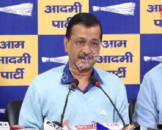 अरविंद केजरीवाल ने दिल्ली में कानून व्यवस्था को लेकर यूपी के सीएम योगी आदित्यनाथ की तारीफ की? - Arvind kejriwal praises UP CM yogi adityanath on law and order in delhi?