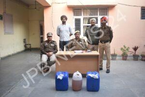 Read more about the article ਜਲੰਧਰ ਕਮਿਸ਼ਨਰੇਟ ਪੁਲਿਸ ਵੱਲੋਂ ਗੈਰ-ਕਾਨੂੰਨੀ ਸ਼ਰਾਬ ਰੈਕੇਟ ਵਿਰੁੱਧ ਕਾਰਵਾਈ, 15 ਪੇਟੀਆ ਸ਼ਰਾਬ ਬਰਾਮਦ