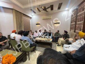 Read more about the article विधायक रमन अरोड़ा ने लाजपत नगर वेलफेयर सोसाइटी के सदस्यों के साथ की मीटिंग – MLA raman arora held a meeting with the members of lajpat nagar welfare society
