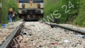 Read more about the article पटना में एक युवक की हत्या कर शव को रेलवे ट्रैक पर फेंक दिया गया, जिससे परिजनों में कोहराम मच गया – A young man was murdered in patna and his body was thrown on the railway track, causing uproar among the family members