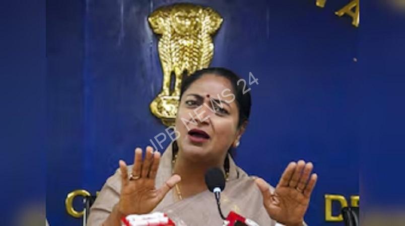 Read more about the article दिल्ली की सीएम ने बारिश को खतरे की घंटी बताया, विकास में पिछड़ने के लिए आप सरकार को ठहराया जिम्मेदार – Delhi CM calls rain a danger signal, blames AAP government for lagging behind in development