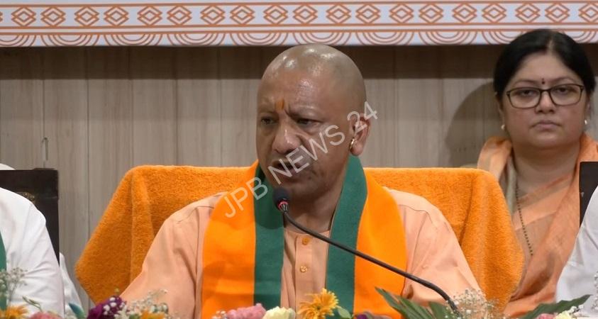 You are currently viewing मोदी सरकार के 11 साल पूरे होने पर सीएम योगी ने किया विशेष प्रदर्शनी का उद्घाटन, गिनाईं सरकार की उपलब्धियां –  On completion of 11 years of modi government, CM yogi inaugurated a special exhibition and listed the achievements of the government