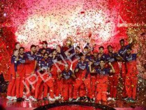 Read more about the article बेंगलुरु में भारी ट्रैफिक के कारण आरसीबी की विजय परेड रद्द, अब चिन्नास्वामी स्टेडियम में जश्न – RCB victory parade cancelled due to heavy traffic in bengaluru, now celebrations at chinnaswamy stadium