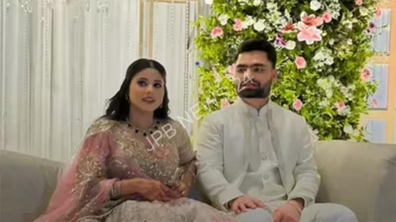 Read more about the article भारतीय क्रिकेटर रिंकू सिंह और सांसद प्रिया सरोज ने की सगाई, लखनऊ में सजी सितारों से भरी महफिल – Indian cricketer rinku singh and MP priya saroj got engaged, a star-studded ceremony was held in lucknow