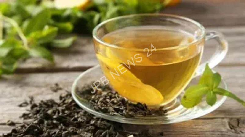 Read more about the article क्या सुबह खाली पेट ग्रीन टी पीना सही है? जानिए इसे पीने का सही समय – Is it right to drink green tea on an empty stomach in the morning? Know the right time to drink it