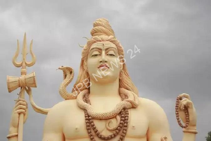 Read more about the article सावन के तीसरे सोमवार पर भगवान शिव की पूजा का महत्व, जानें व्रत का फल और जपें ये चमत्कारी मंत्र – Importance of worshiping lord shiva on the third monday of sawan, know the fruits of fasting and chant these miraculous mantras