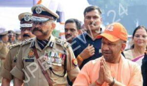 Read more about the article योगी सरकार का अपराधियों पर सख्त एक्शन, पुलिस ने मुठभेड़ों में 9,000 से अधिक अपराधियों के पैर में मारी गोली – Yogi government takes strict action against criminals, police shot more than 9,000 criminals in the leg in encounters