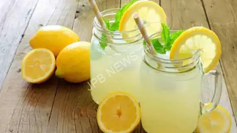 You are currently viewing नींबू पानी के चमत्कारी फायदे, रोज सुबह पिएं और देखें असर – Miraculous benefits of lemon water, drink it every morning and see the effect