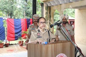 Read more about the article ਕਮਿਸ਼ਨਰੇਟ ਪੁਲਿਸ ਜਲੰਧਰ ਨੇ 9 ਪੁਲਿਸ ਅਧਿਕਾਰੀਆਂ ਨੂੰ ਸੇਵਾਮੁਕਤੀ ‘ਤੇ ਵਿਦਾਇਗੀ ਦਿੱਤੀ