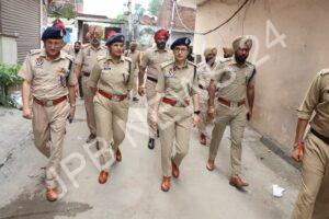 Read more about the article ਕਮਿਸ਼ਨਰੇਟ ਪੁਲਿਸ ਜਲੰਧਰ ਵੱਲੋਂ ਸ਼ਹਿਰ ਵਿੱਚ CASO ਓਪਰੇਸ਼ਨ ਚਲਾਇਆ ਗਿਆ; 11 ਡਰੱਗ ਹੋਟਸਪਾਟਸ ਨੂੰ ਨਿਸ਼ਾਨਾ ਬਣਾਇਆ, 1.2 ਕਿਲੋ ਗਾਂਜਾ ਤੇ 608.5 ਗ੍ਰਾਮ ਹੀਰੋਇਨ ਅਤੇ ਨਜਾਇਜ਼ ਹਥਿਆਰ ਅਤੇ ਸ਼ਰਾਬ ਸਮੇਤ 18 ਵਿਅਕਤੀ ਗ੍ਰਿਫਤਾਰ