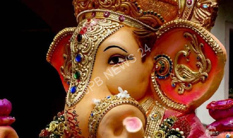 Read more about the article इस गणेश चतुर्थी पर बप्पा को घर ला रहे हैं तो जान लें गणपति स्थापना से जुड़े ये जरूरी नियम – If you are bringing bappa home this ganesh chaturthi, then know these important rules related to ganpati installation