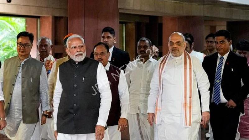 You are currently viewing अमित शाह सबसे लंबे समय तक केंद्रीय गृह मंत्री रहने वाले व्यक्ति बने, एनडीए बैठक में पीएम मोदी ने की तारीफ – Amit shah became the longest serving union home minister, PM modi praised him in NDA meeting