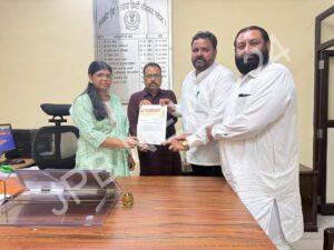 Read more about the article भगवान वाल्मीकि प्रकटोत्सव संबंधी शोभायात्रा के संबंध में सिटी वाल्मीकि सभा ने डीसी के नाम सौंपा ज्ञापन