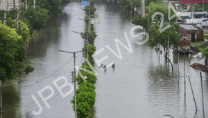 Read more about the article ਪੰਜਾਬ ਵਿੱਚ ਹੜ੍ਹ ਦਾ ਕਹਿਰ: 12 ਜ਼ਿਲ੍ਹੇ ਪਾਣੀ ਦੀ ਲਪੇਟ ‘ਚ, ਮੌਸਮ ਵਿਭਾਗ ਵੱਲੋਂ ਰੈੱਡ ਅਲਰਟ ਜਾਰੀ